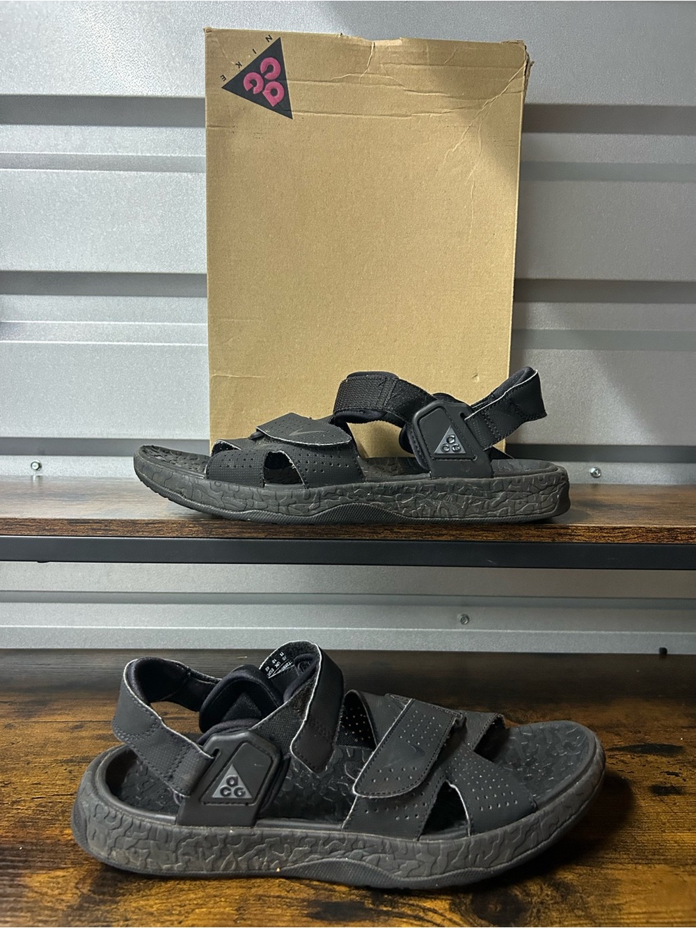 Nike ACG Air Deschutz Outdoor Adjustable Sandals Mens Size 11 CT2890-005 Black